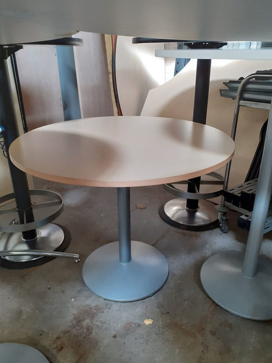 Vergadertafel rond 90